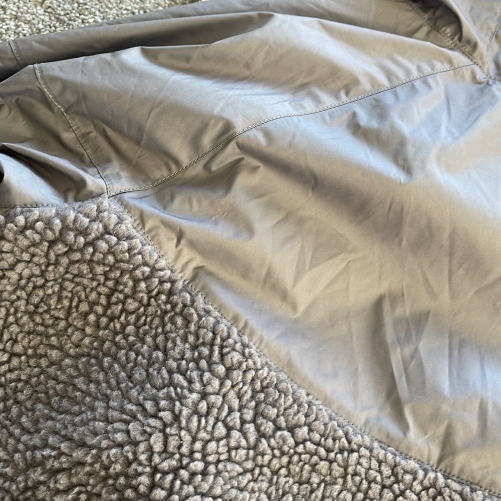 Nike jacket - Picture 5 of 5